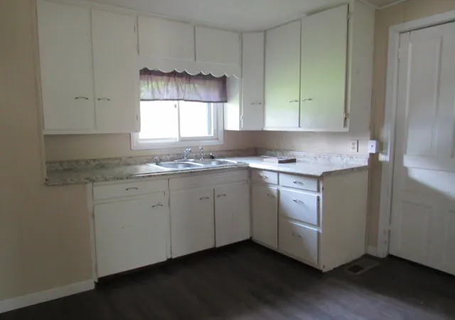 Photo 3 of Single family home for sale at 161 Palmer Ave, Colon, MI 49040 | MLS# 68026029539 | Listing updated on 2026-08-19