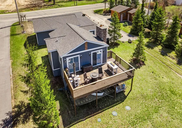 2nd image of 11256 Se Torch Lake Dr, Alden, MI 49612 | MLS# 78080069728