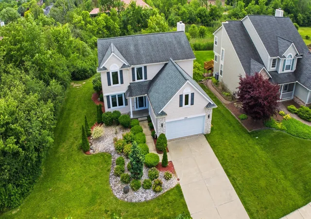 Homes for sale in Pittsfield Charter Township Washtenaw, MI | 2243 Sun Valley Dr, Pittsfield Charter Township Washtenaw, MI 48108 | MLS# 81026029540