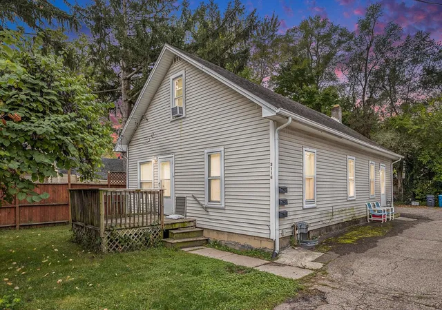 1st image of 3116 N Whittier Dr, Kalamazoo, MI 49001 | MLS# 66026029550