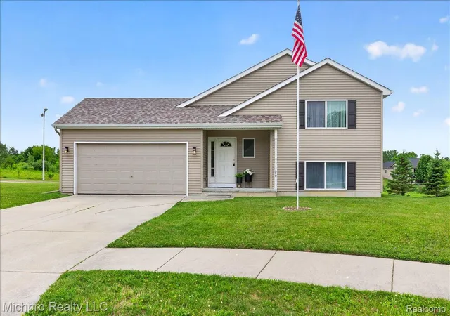 Photo 1 of Single family home for sale at 1180 Cimmaron Ct, Davison, MI 48423 | MLS# 20261045037 | Listing updated on 2026-09-05