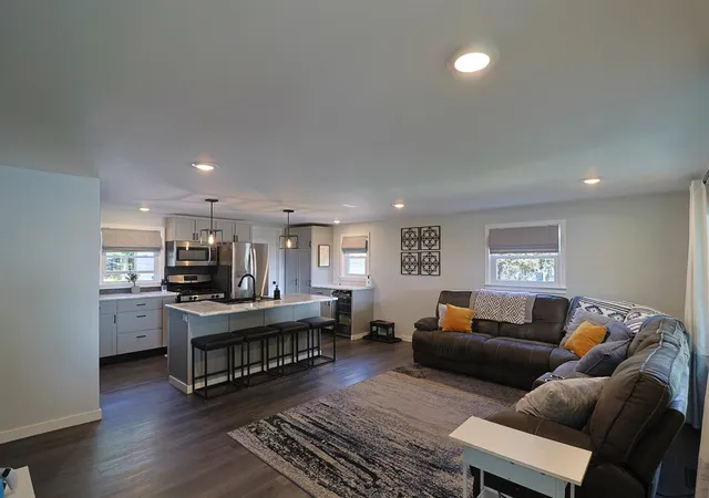 Photo 3 of Single family home for sale at 309 N 2nd Street, Shepherd, MI 48883 | MLS# 79080069738 | Listing updated on 2026-06-18