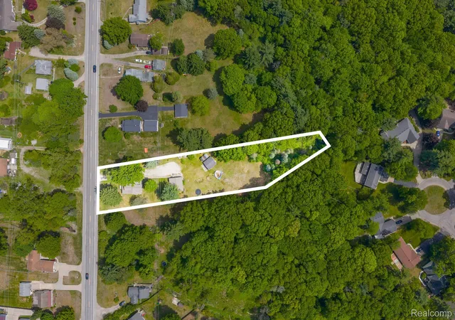 Photo 3 of Single family home for sale at 4207 Pine Grv Ave, Fort Gratiot, MI 48059 | MLS# 20261045053 | Listing updated on 2026-06-16
