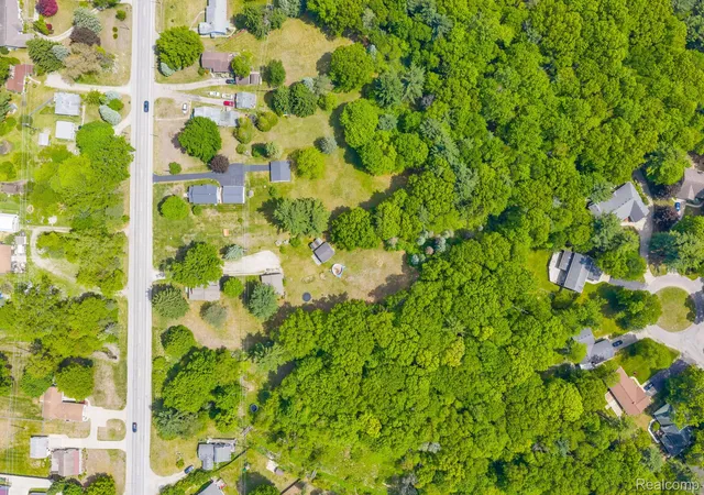 Photo 3 of Single family home for sale at 4207 Pine Grv Ave, Fort Gratiot, MI 48059 | MLS# 20261045053 | Listing updated on 2026-06-16