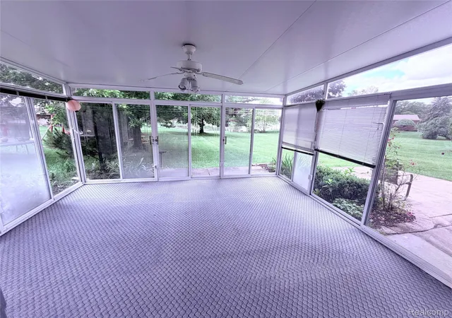 19th image of 6366 Walker Dr, Troy, MI 48085 | MLS# 20261045067