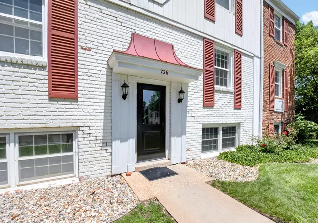 Photo 1 of Sale Pending at 726 Garland Cir #D, Kalamazoo, MI 49008 | MLS# 66026029584 | Listing updated on 2026-07-29