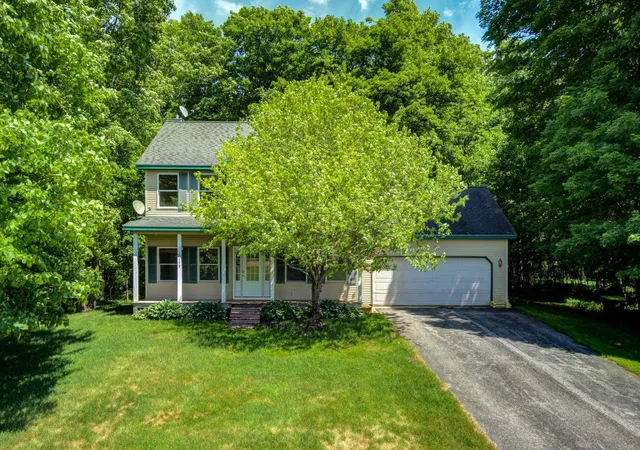 Homes for sale in Kasson Township Leelanau, MI | 13179 S Martin Ln, Kasson Township Leelanau, MI 49630 | MLS# 78080069757