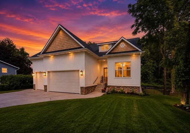 1st image of 1464 Canal St, Portage, MI 49002 | MLS# 66026029589