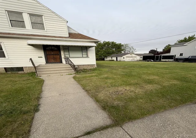 Photo 1 of Sale Pending at 1516 Rose St, Bay City, MI 48708 | MLS# 61050211539 | Listing updated on 2026-06-19