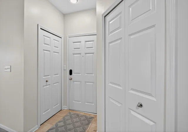 Photo 3 of Condo for sale at 1928 Coventry Rd, Jackson, MI 49201 | MLS# 55026029614 | Listing updated on 2026-09-16