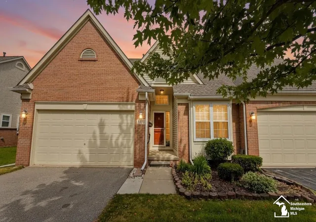 2nd image of 5492 Elmhurst Dr, Trenton, MI 48183 | MLS# 57050211562