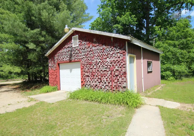 2nd image of 2259 E 40th St, Idlewild, MI 49642 | MLS# 72026029632