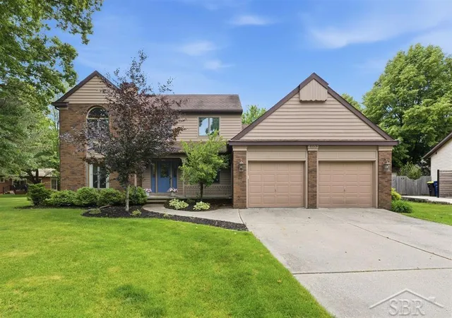 Photo 1 of Sale Pending at 6102 Oak Meadows Ct, Midland, MI 48640 | MLS# 61050211565 | Listing updated on 2026-06-17