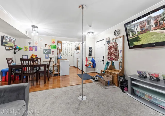 Photo 4 of Condo for sale at 1754 Fort St, Trenton, MI 48183 | MLS# 20261045174 | Listing updated on 2026-09-03