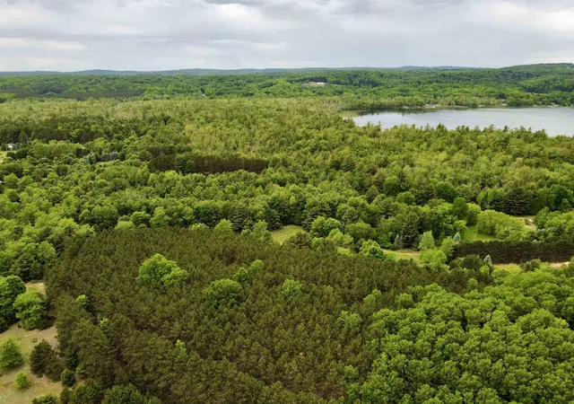 Homes for sale in Cleveland Township Leelanau, MI | 6a S Lime Lake Rd, Cleveland Township Leelanau, MI 49621 | MLS# 78080069765