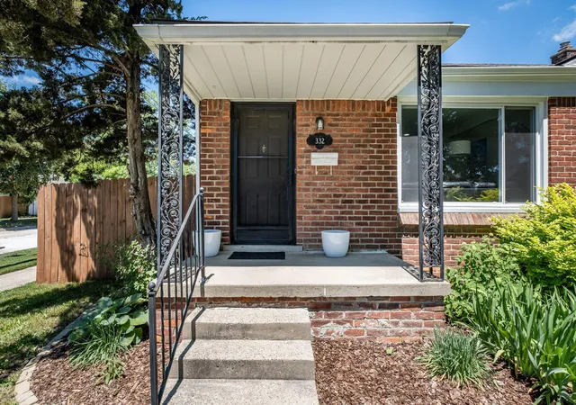 Photo 4 of Single family home for sale at 332 Normandy Rd, Royal Oak, MI 48073 | MLS# 81026029656 | Listing updated on 2026-08-26