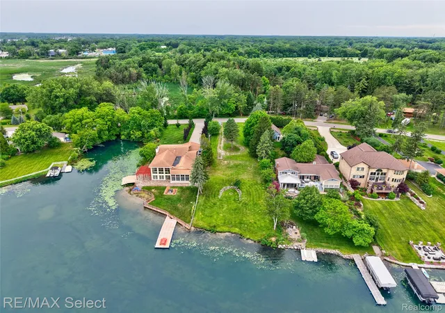 Photo 2 of Land for sale at 14189 Swanee Beach Dr, Fenton, MI 48430 | MLS# 20261045217 | Listing updated on 2026-06-18