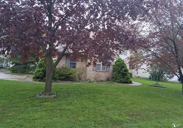 Homes for sale in Frenchtown Township Monroe, MI | 3123 E 10Th St, Frenchtown Township Monroe, MI 48162 | MLS# 57050211575