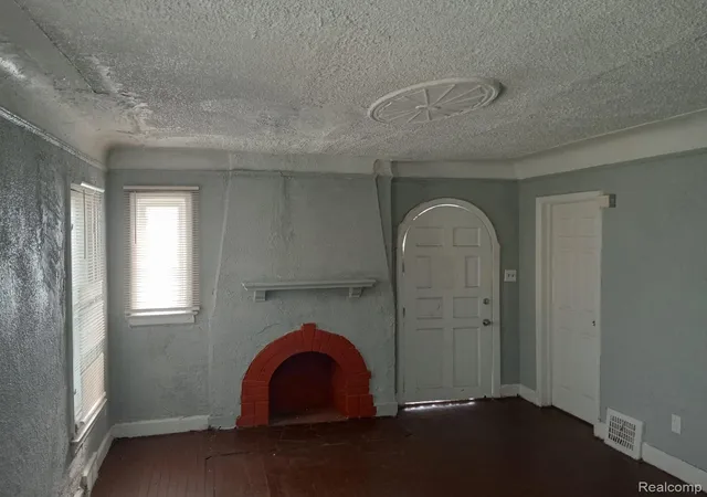 Photo 3 of Single family home for sale at 14111 Steel St, Detroit, MI 48227 | MLS# 20261045221 | Listing updated on 2026-09-28