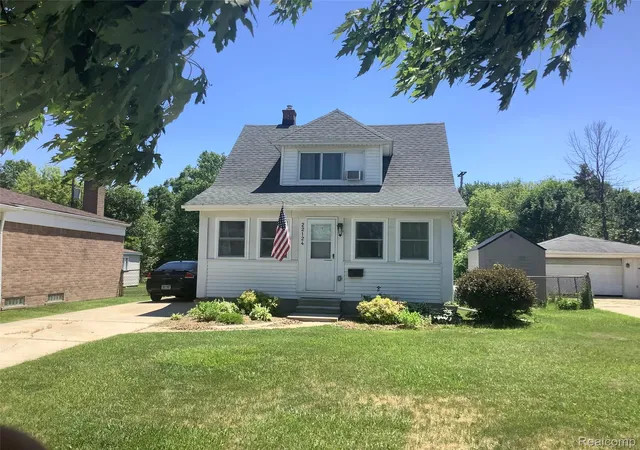 Photo 1 of Single family home for sale at 22124 Violet St, Saint Clair Shores, MI 48082 | MLS# 20261045222 | Listing updated on 2026-09-16