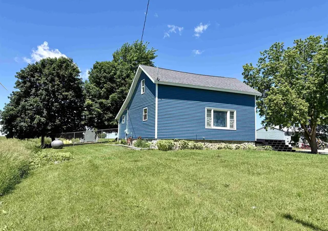 30th image of 4275 N Vandecar Rd, Weidman, MI 48893 | MLS# 79080069775