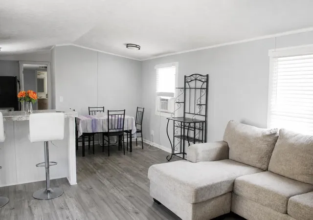 Photo 4 of Single family home for sale at 27 Inca Dr SW, Grand Rapids, MI 49548 | MLS# 65026029679 | Listing updated on 2026-09-14