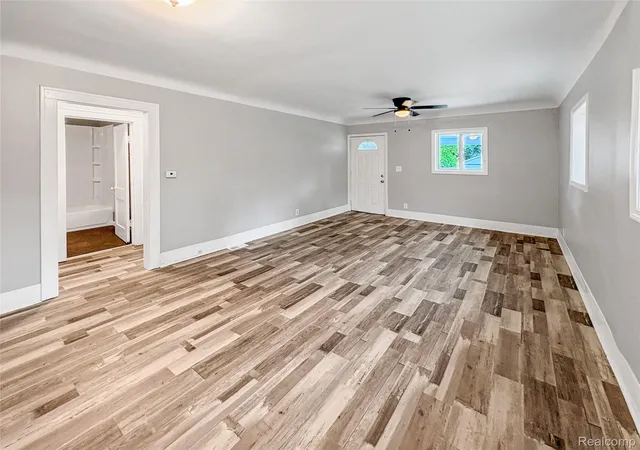 Photo 2 of Single family home for sale at 1114 Christopher St, Flint, MI 48503 | MLS# 20261045263 | Listing updated on 2026-08-23