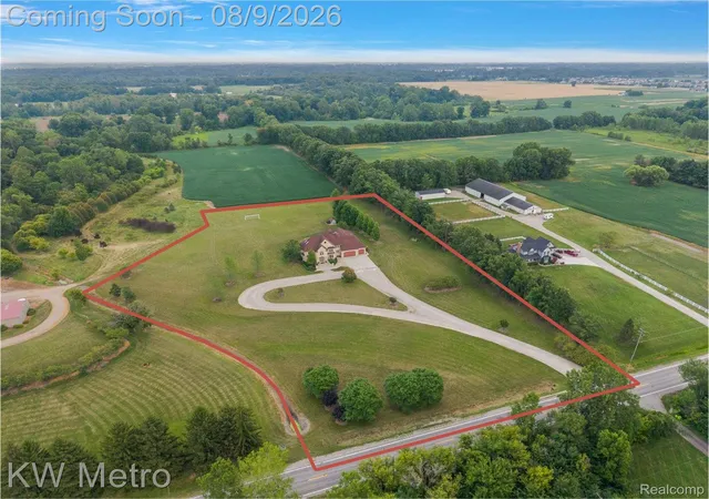 Photo 3 of Mansion for sale at 54720 Foss Rd, Macomb, MI 48042 | MLS# 20261045268 | Listing updated on 2026-09-13