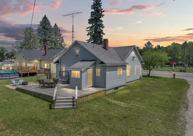 Homes for sale in Lake City City Missaukee, MI | 401 N Main St, Lake City City Missaukee, MI 49651 | MLS# 78080069778