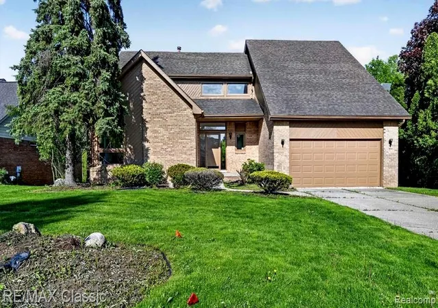 1st image of 30779 Country Ridge Cir, Farmington Hills, MI 48331 | MLS# 20261045321