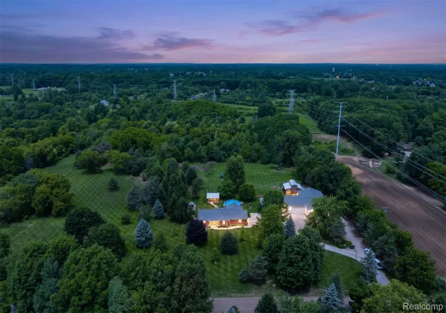 2nd image of 5233 Crawford Rd, Dryden, MI 48428 | MLS# 20261045323