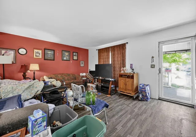 5th image of 859 Edison Rd, Saginaw, MI 48604 | MLS# 58050211616