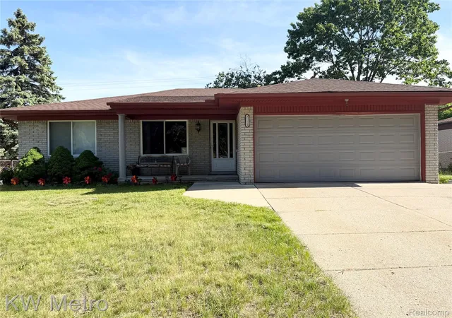 Photo 1 of Sale Pending at 31113 7 Mile Rd, Livonia, MI 48152 | MLS# 20261045345 | Listing updated on 2026-09-01