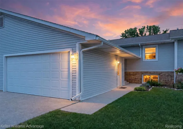 Homes for sale in Milan City Washtenaw, MI | 572 River Pointe Ct, Milan City Washtenaw, MI 48160 | MLS# 20261045350