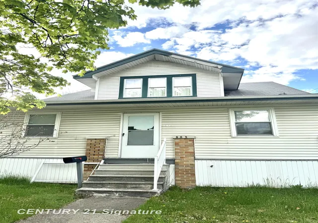 Photo 2 of Single family home for sale at 903 S Mason St, Saginaw, MI 48602 | MLS# 61050211621 | Listing updated on 2026-09-11