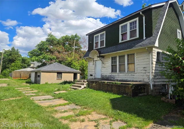 Photo 3 of Single family home for sale at 7373 Wheeler St, Detroit, MI 48210 | MLS# 20261045364 | Listing updated on 2026-06-19