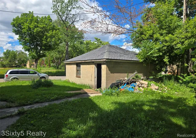 Photo 4 of Single family home for sale at 7373 Wheeler St, Detroit, MI 48210 | MLS# 20261045364 | Listing updated on 2026-06-19