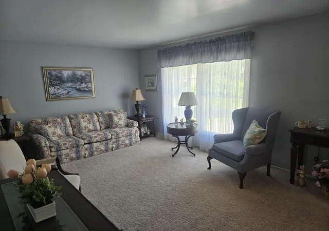 Photo 2 of Single family home for sale at 120 E Houstonia Ave, Royal Oak, MI 48073 | MLS# 81026029747 | Listing updated on 2026-09-10