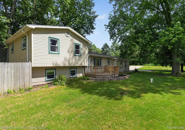 Photo 2 of Single family home for sale at 3024 Harold Dr, Columbiaville, MI 48421 | MLS# 20261045379 | Listing updated on 2026-08-24