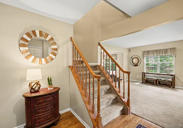 5th image of 6290 Waldon Woods Dr, Clarkston, MI 48346 | MLS# 20261045387