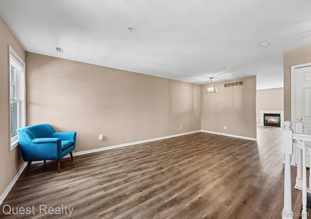 Photo 3 of Condo for sale at 168 Amys Walk, Auburn Hills, MI 48326 | MLS# 20261045392 | Listing updated on 2026-09-06