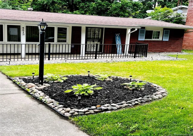 Photo 2 of Single family home for sale at 4413 Greenbrook Ln, Flint, MI 48507 | MLS# 20261045397 | Listing updated on 2026-06-21
