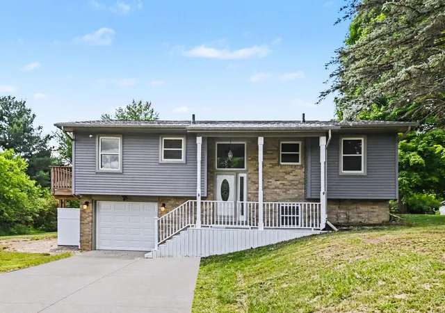 1st image of 1077 Gidner Rd, Charlotte, MI 48813 | MLS# 64026029757