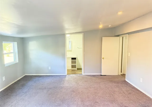 22nd image of 22851 Colgate St, Farmington Hills, MI 48336 | MLS# 20261045427