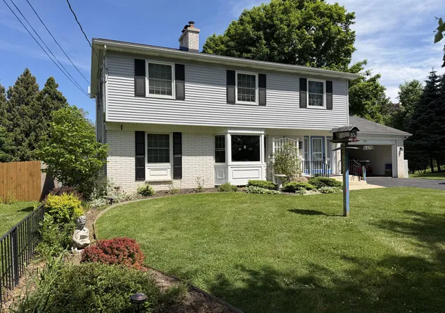 1st image of 334 N Grand St, Marshall, MI 49068 | MLS# 66026029759