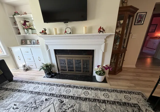 5th image of 334 N Grand St, Marshall, MI 49068 | MLS# 66026029759