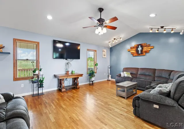 2nd image of 4753 Holloway Rd, Adrian, MI 49221 | MLS# 56050211645