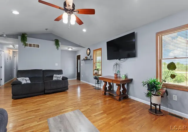 3rd image of 4753 Holloway Rd, Adrian, MI 49221 | MLS# 56050211645