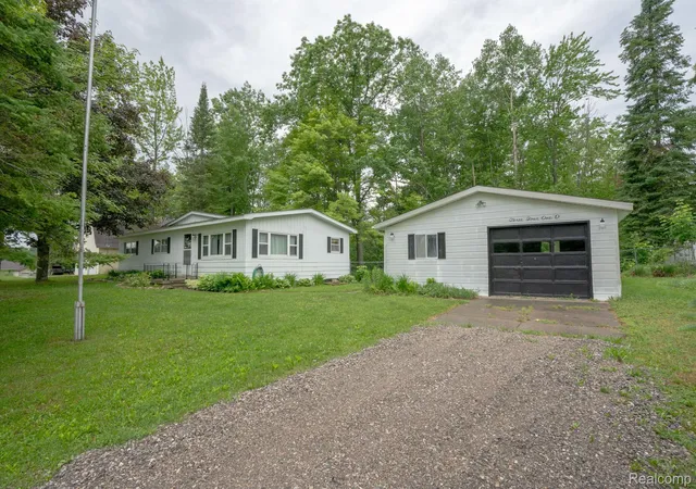 Homes for sale in Curtis Township Alcona, MI | 3410 Algonquin Trl, Curtis Township Alcona, MI 48737 | MLS# 20261045440