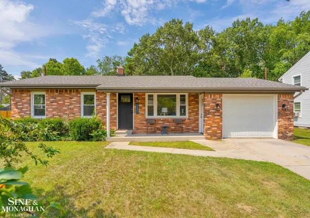 2nd image of 2849 20th Ave, Port Huron, MI 48060 | MLS# 58050211647